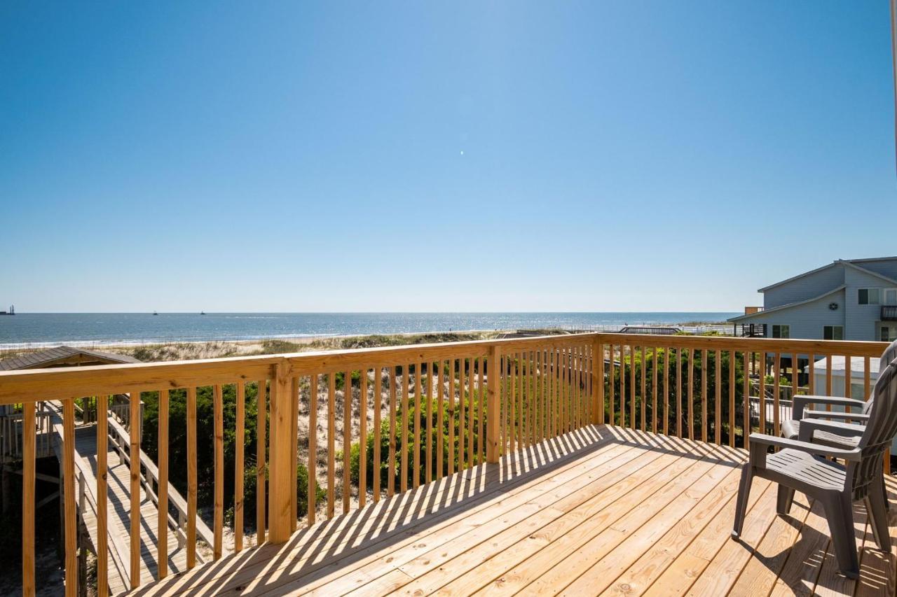 Katie Lou'S Place By Oak Island Accommodations Caswell Beach Eksteriør billede
