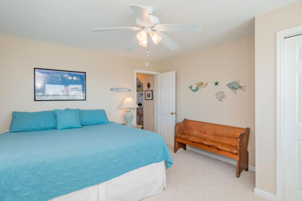 Katie Lou'S Place By Oak Island Accommodations Caswell Beach Eksteriør billede