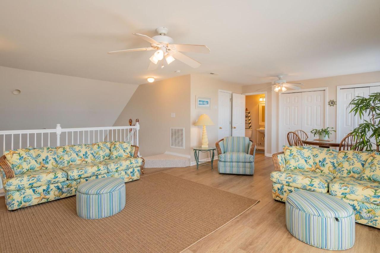 Katie Lou'S Place By Oak Island Accommodations Caswell Beach Eksteriør billede