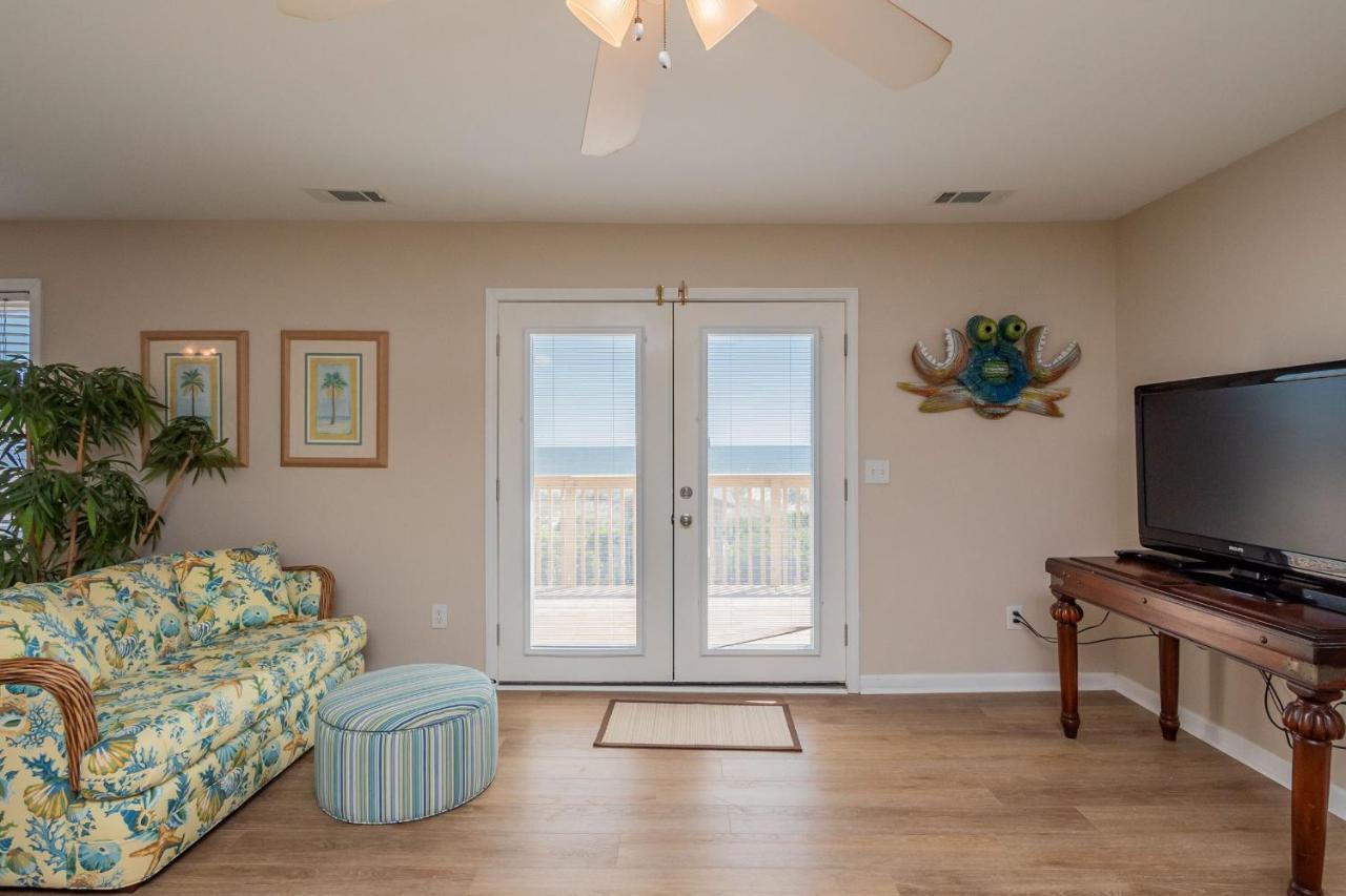 Katie Lou'S Place By Oak Island Accommodations Caswell Beach Eksteriør billede